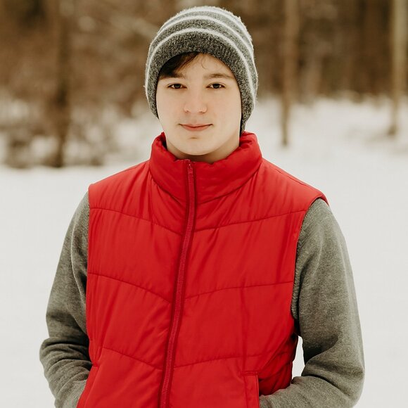 Aeropostale Other - Aeropostale Boys Red quilted vest Size XL